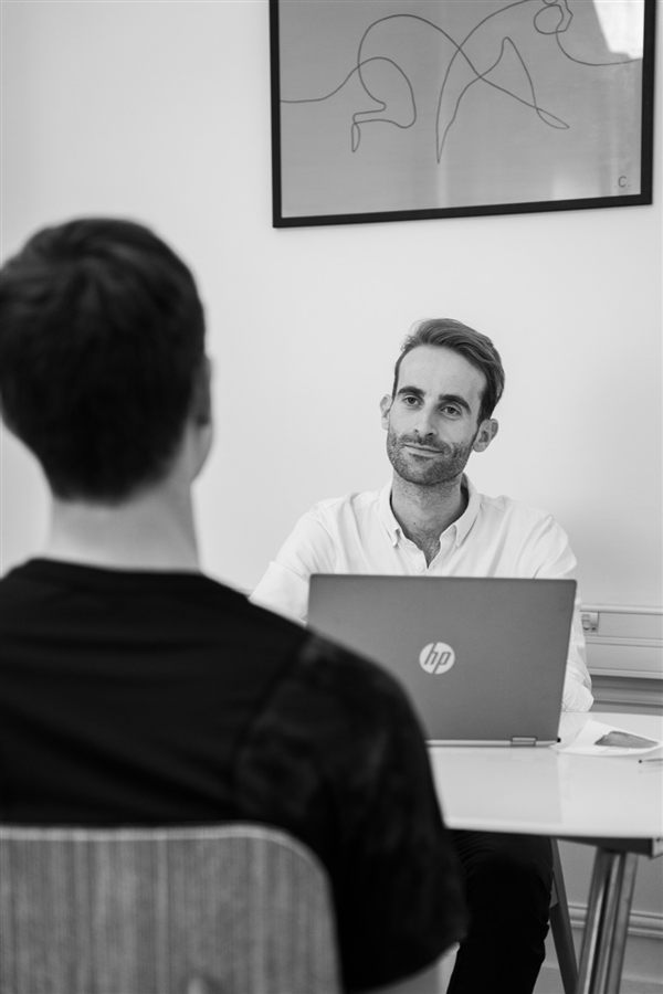 Pierre Barillec, masseur-kinésithérapeute et ostéopathe, praticien de l'Aculift à Paris 7e